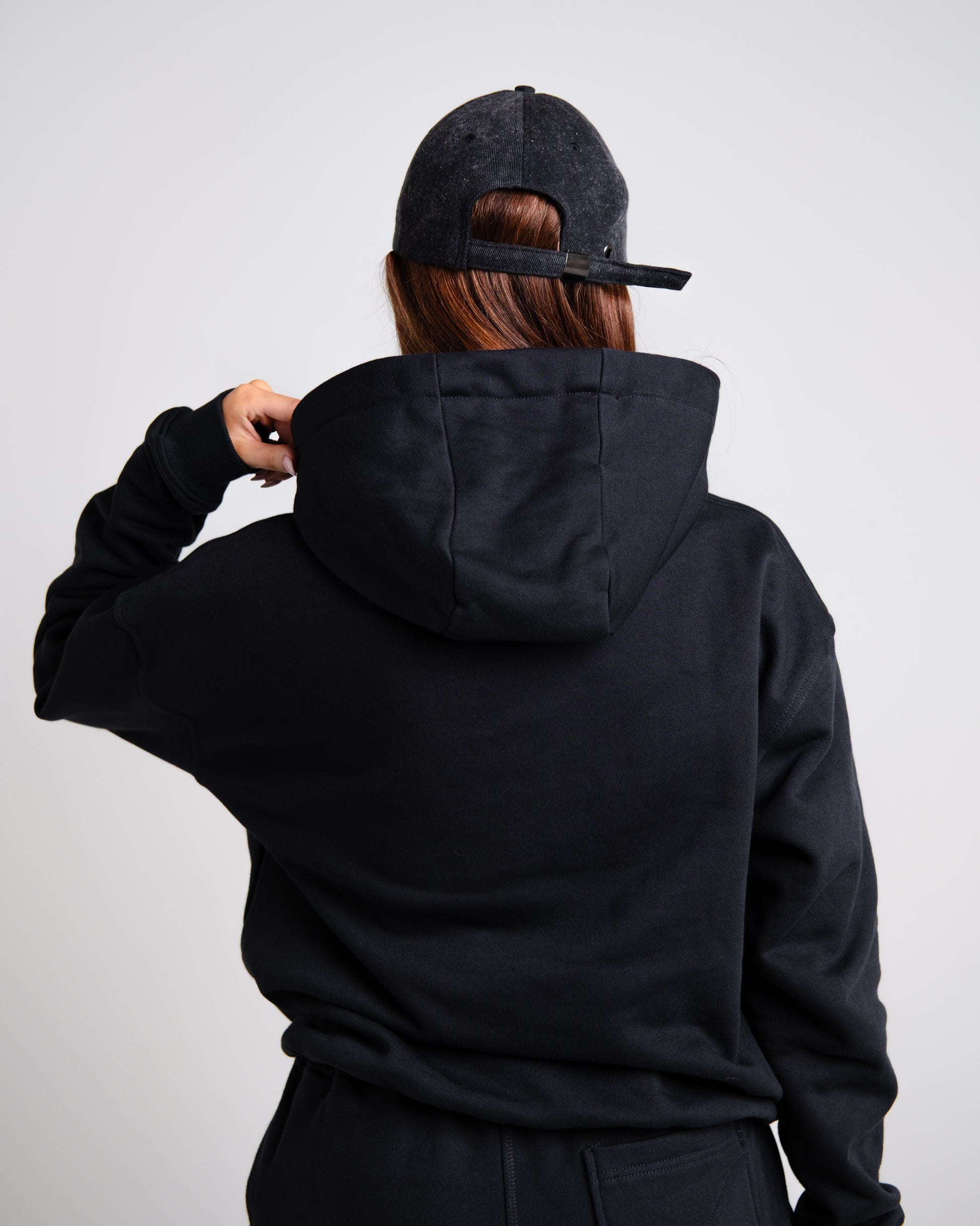 Unisex B-LVA Essentials Print